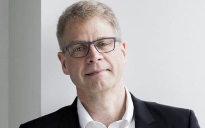 Episode 19 | Craig Applegath: Pulling Back From The Brink of Climate Change Catastrophe – We can do it but time is running out!